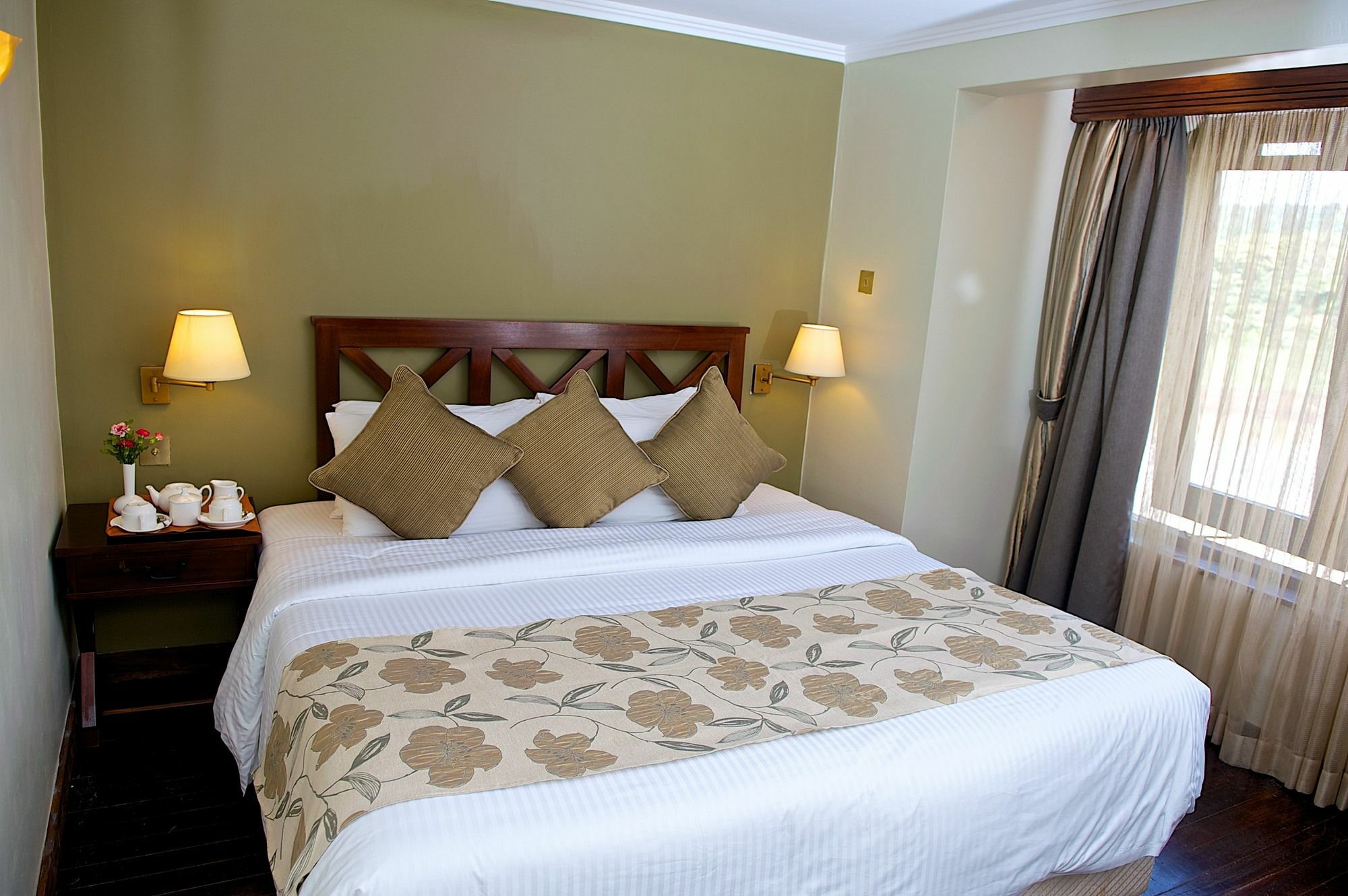Treetops Mweiga Exterior photo